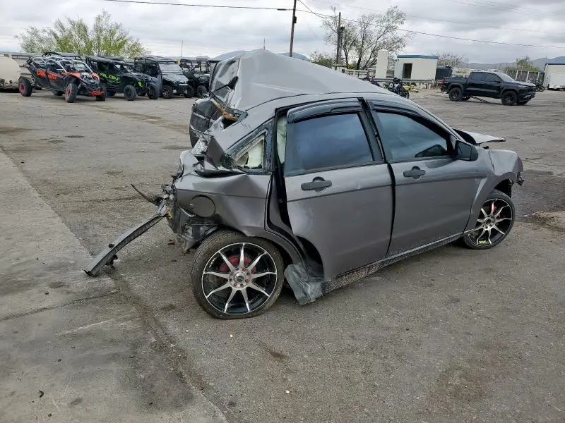 2011 FORD FOCUS S  