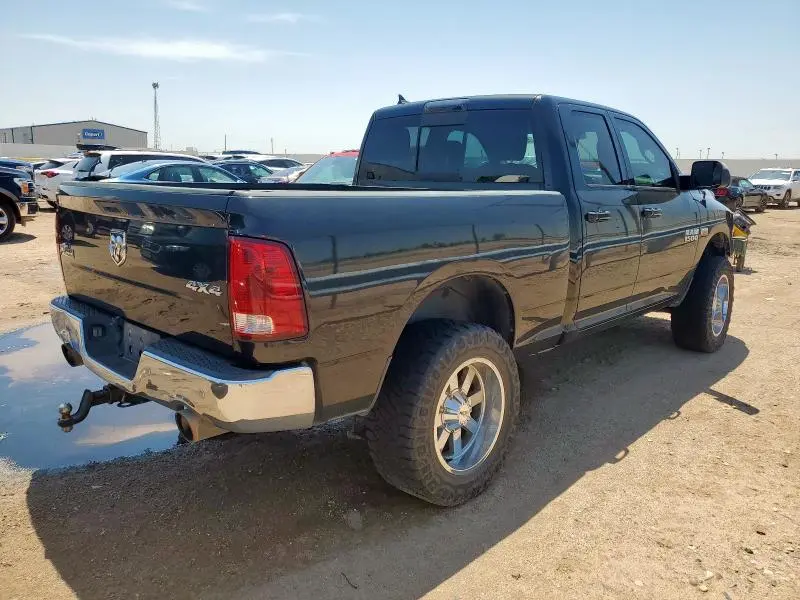 2017 RAM 1500 SLT  