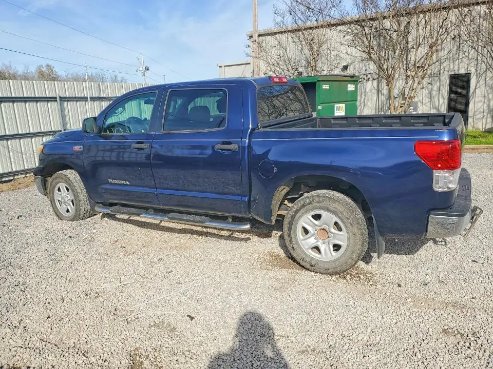 2010 TOYOTA TUNDRA CREWMAX SR5  