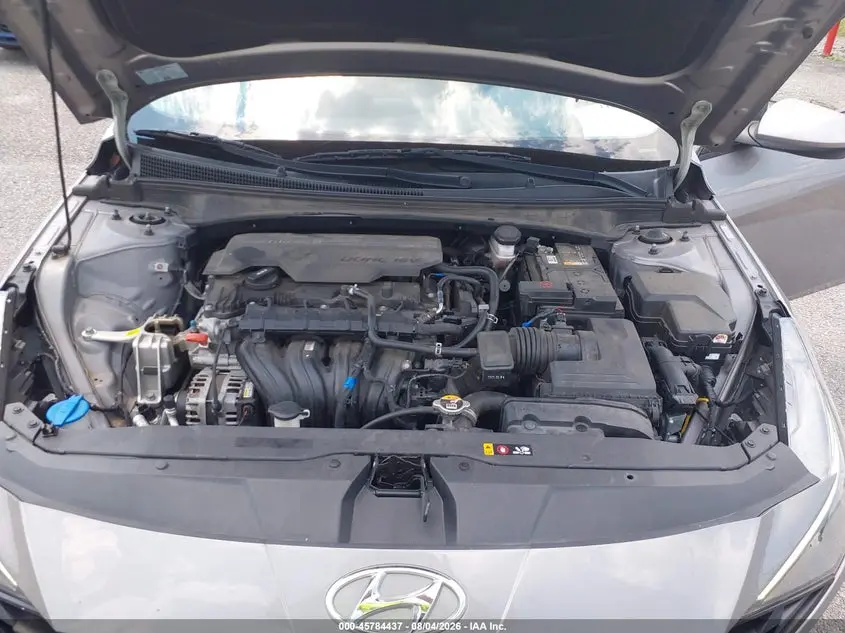 2023 HYUNDAI ELANTRA SE