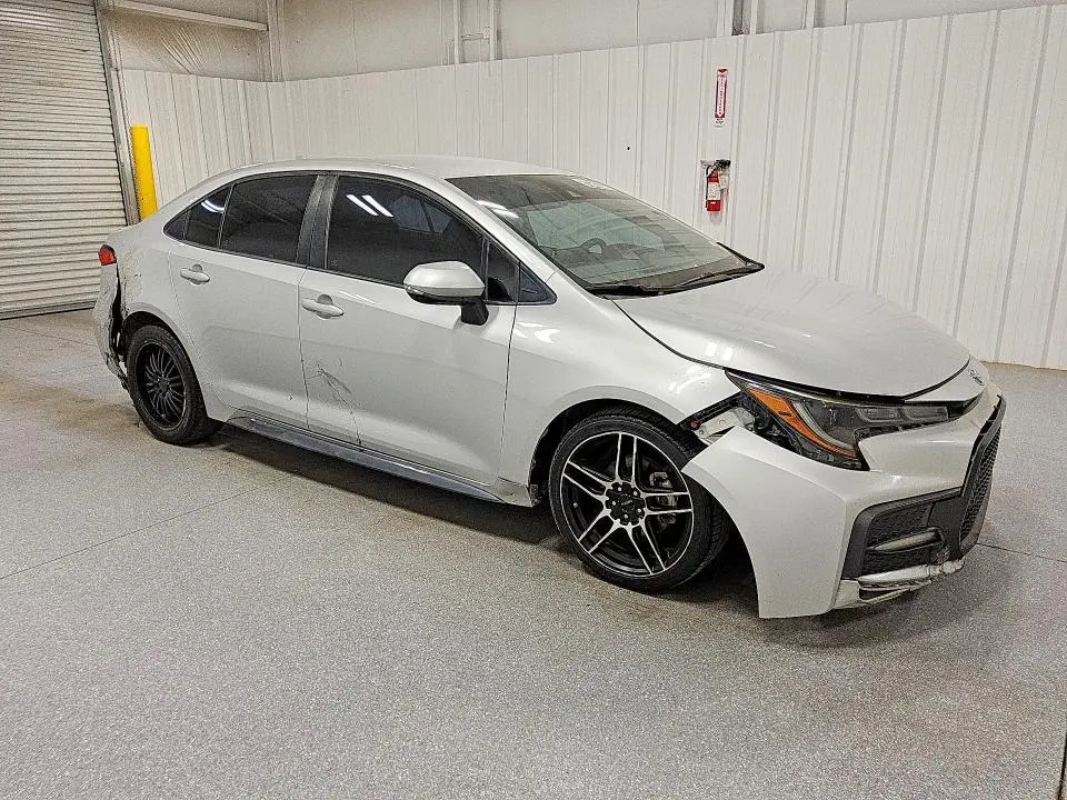 2020 TOYOTA COROLLA SE  