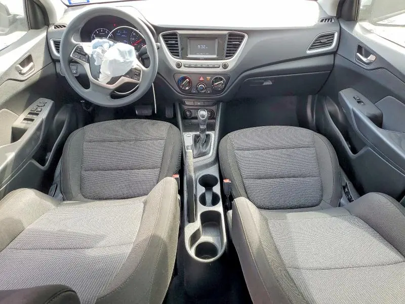 2022 HYUNDAI ACCENT SE  