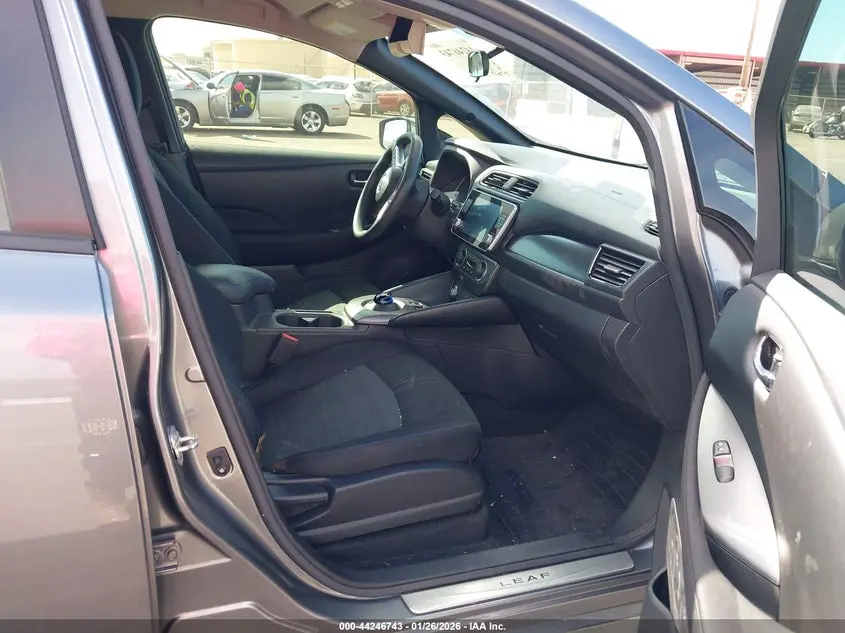 2022 NISSAN LEAF S 40 KWH