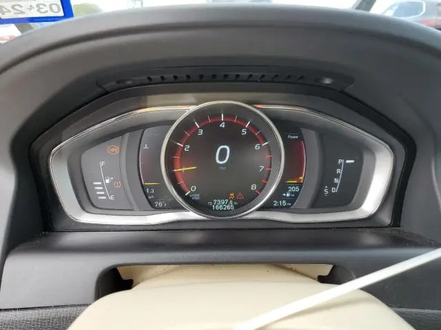 2016 VOLVO XC60 T5 PLATINUM  