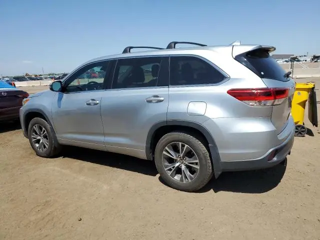 2017 TOYOTA HIGHLANDER LE  