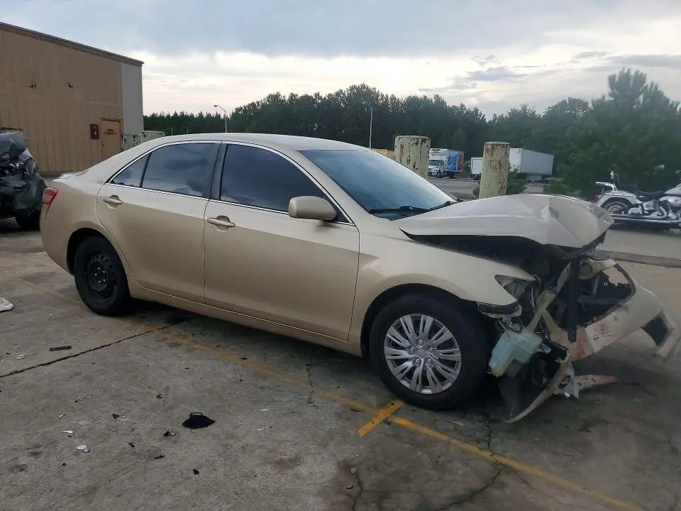 2011 TOYOTA CAMRY LE  