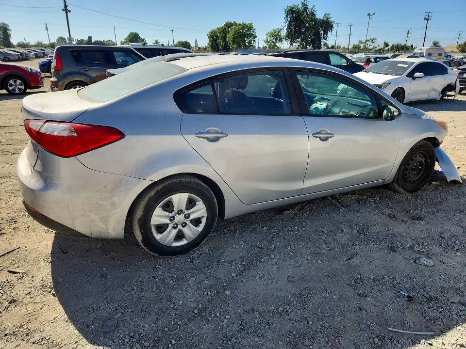 2016 KIA FORTE LX  