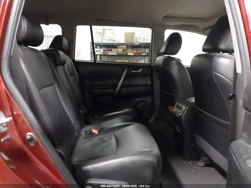 2010 TOYOTA HIGHLANDER SE V6