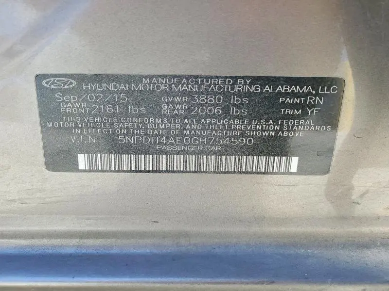 2016 HYUNDAI ELANTRA SE  