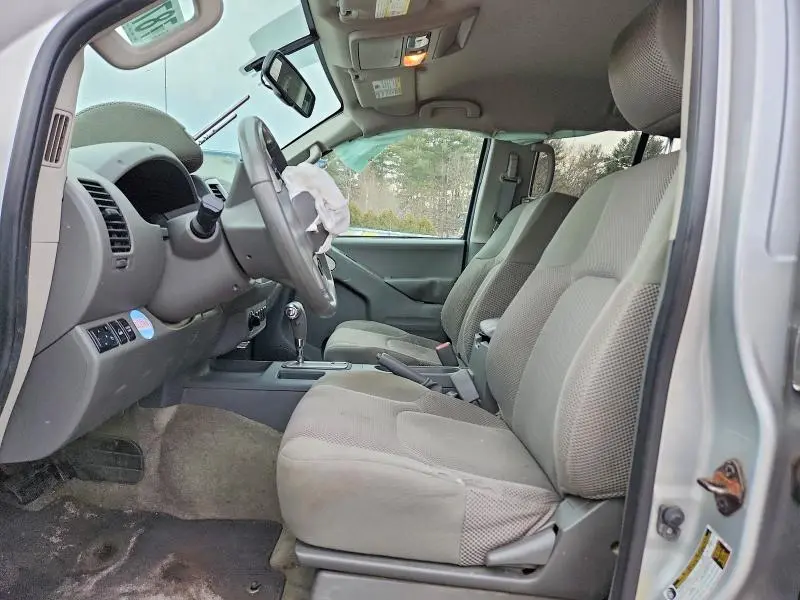 2015 NISSAN FRONTIER S  