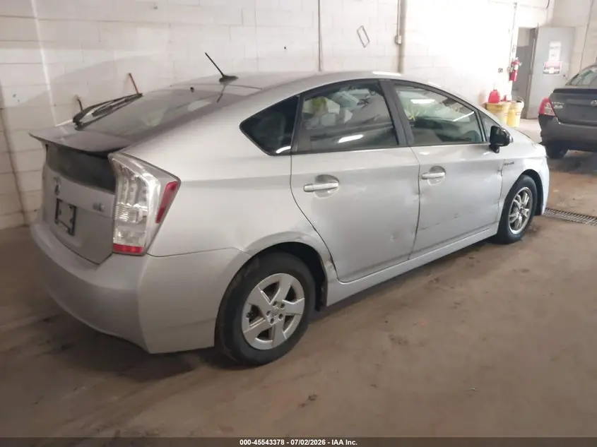 2011 TOYOTA PRIUS THREE