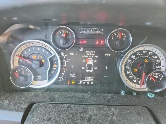 2019 RAM 1500 CLASSIC SLT  