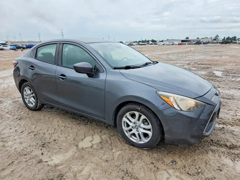 2017 TOYOTA YARIS IA BASE  