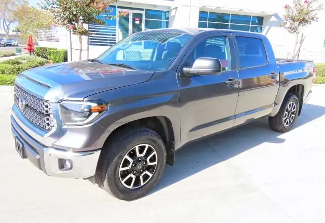 2021 TOYOTA TUNDRA CREWMAX SR5  
