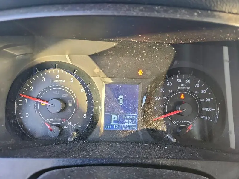 2016 TOYOTA SIENNA LE 8-PASSENGER  