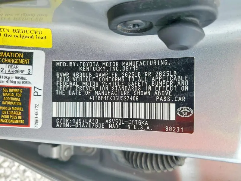2016 TOYOTA CAMRY XLE  