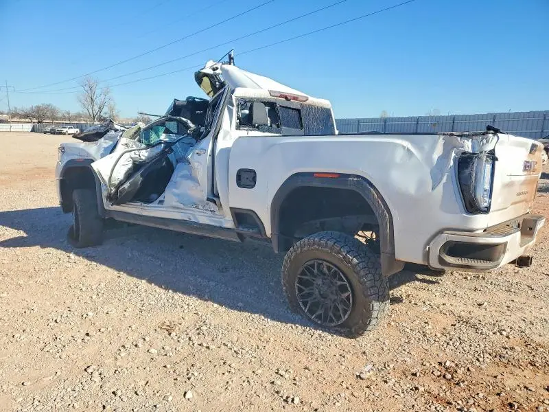 2021 GMC SIERRA K2500 AT4  