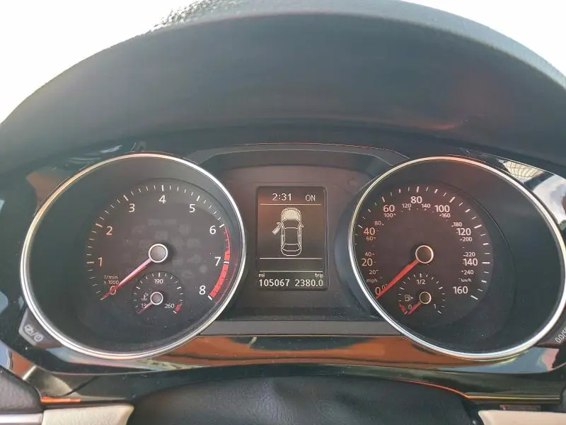 2016 VOLKSWAGEN JETTA SEL  