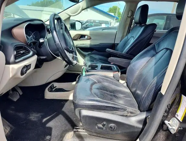 2018 CHRYSLER PACIFICA TOURING L PLUS  