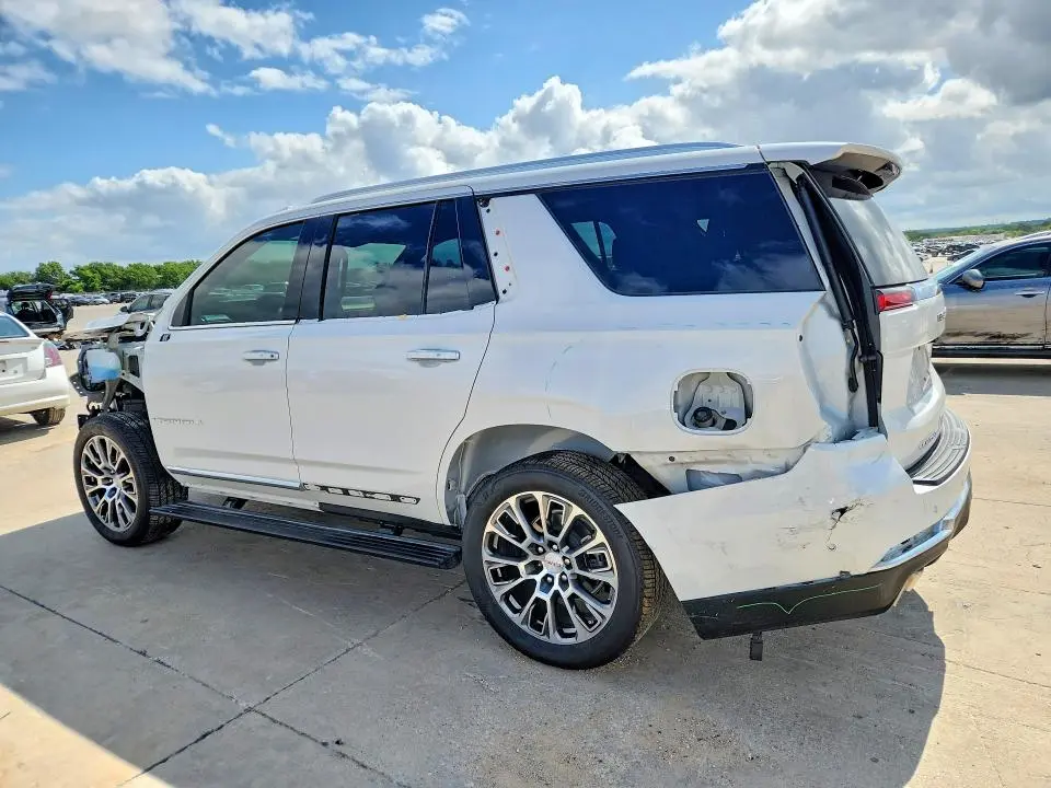 2025 GMC YUKON DENALI  
