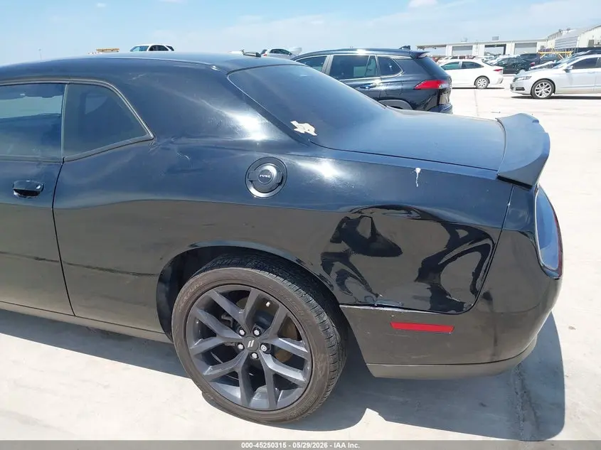 2020 DODGE CHALLENGER SXT