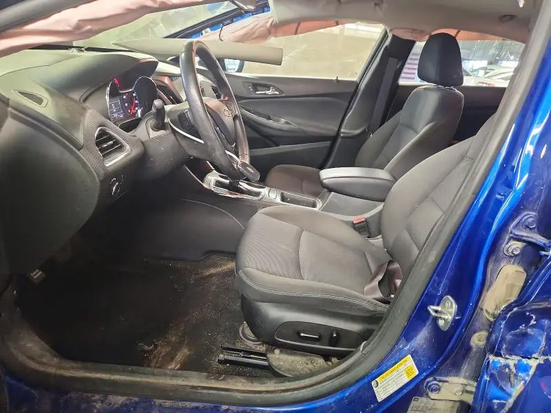 2016 CHEVROLET CRUZE LT  