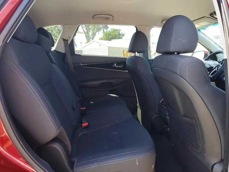 2020 KIA SORENTO S  