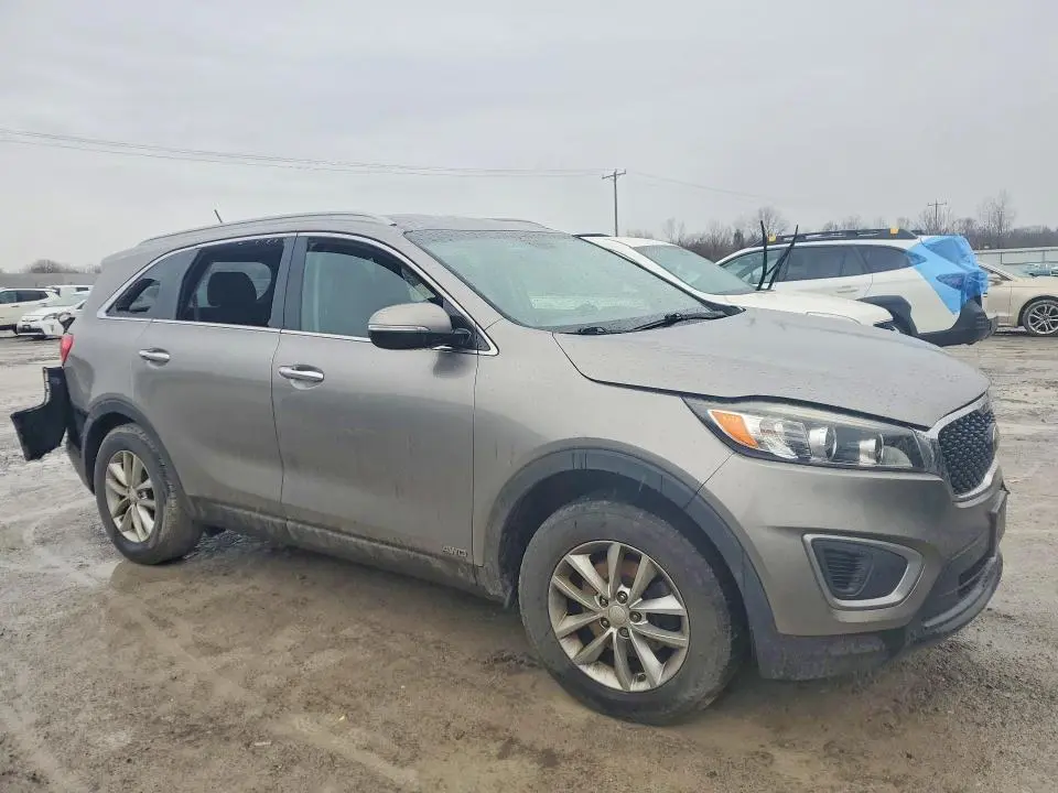 2016 KIA SORENTO LX  