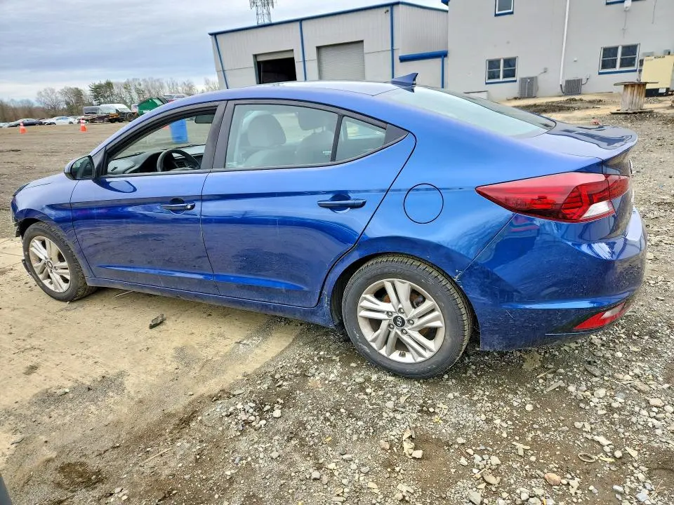 2020 HYUNDAI ELANTRA SEL  