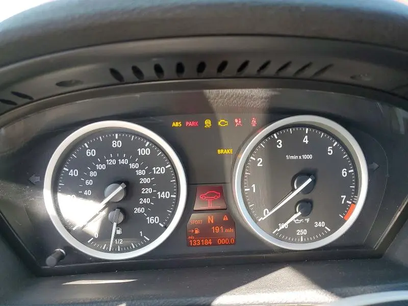 2011 BMW X6 XDRIVE35I  