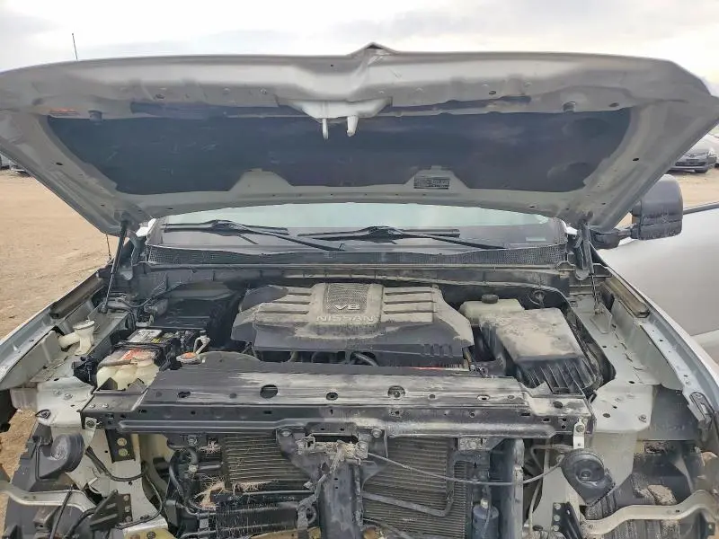2019 NISSAN TITAN SV  