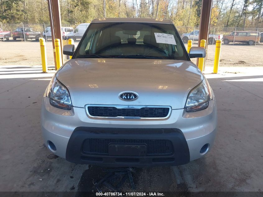 2011 KIA SOUL +