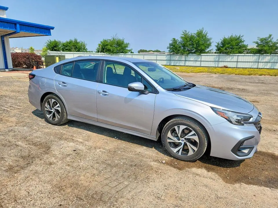 2023 SUBARU LEGACY PREMIUM  
