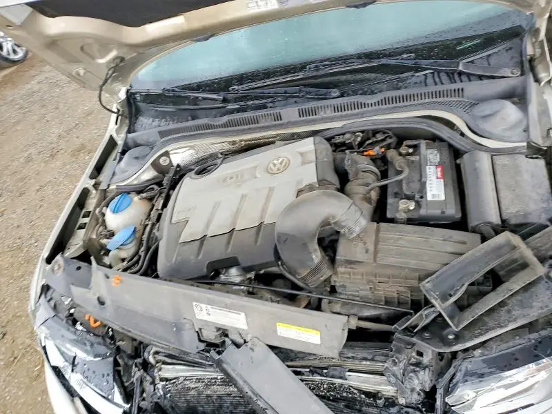 2013 VOLKSWAGEN JETTA TDI  