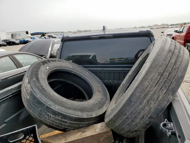 2024 TOYOTA TACOMA DOUBLE CAB  