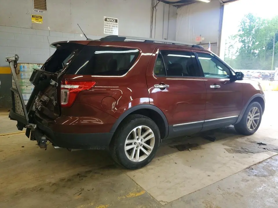 2015 FORD EXPLORER XLT  