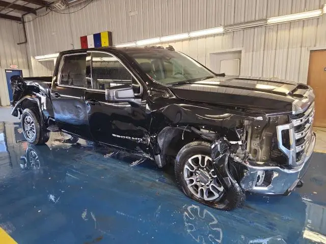 2021 GMC SIERRA K2500 SLE  