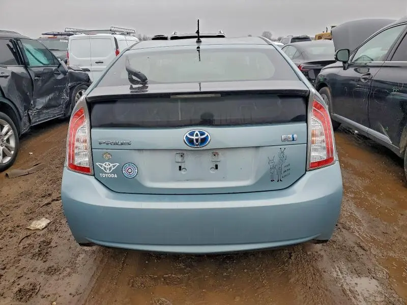 2014 TOYOTA PRIUS   