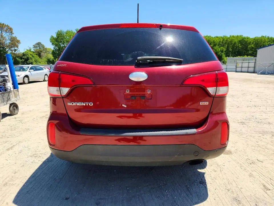 2014 KIA SORENTO LX  