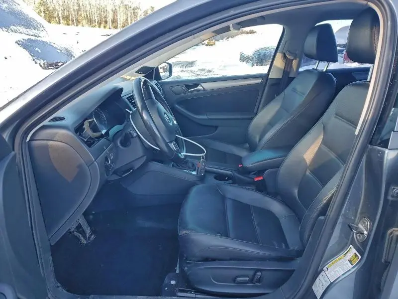 2013 VOLKSWAGEN JETTA TDI  