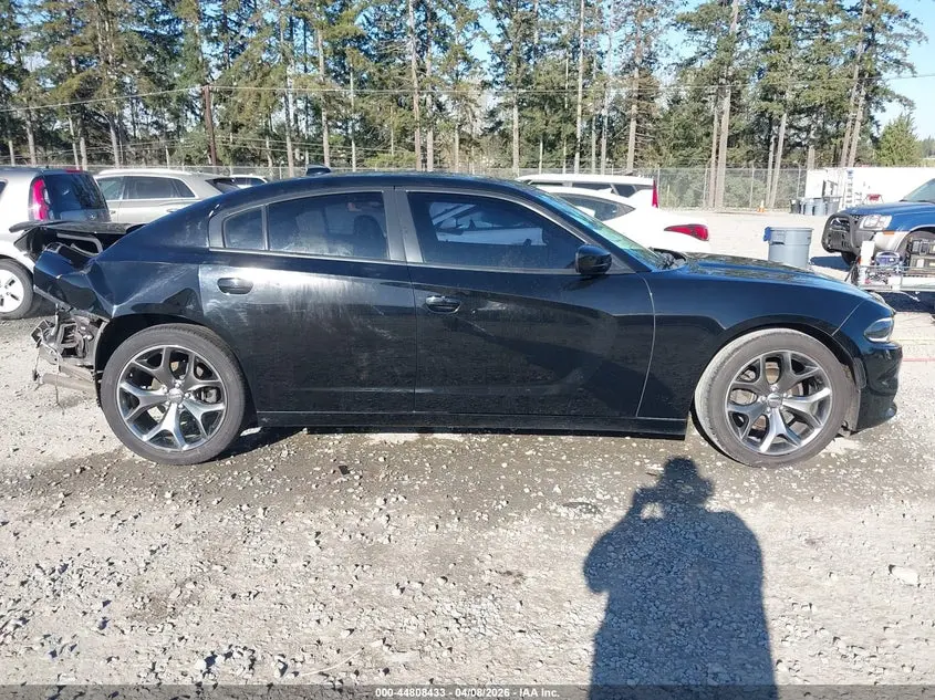 2016 DODGE CHARGER SXT