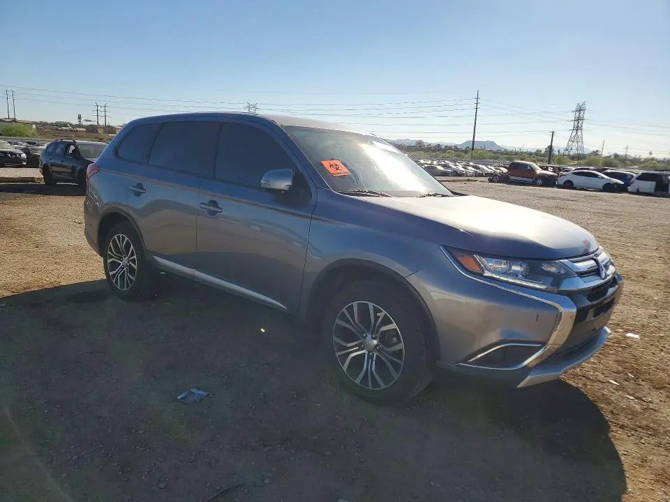 2018 MITSUBISHI OUTLANDER SE  