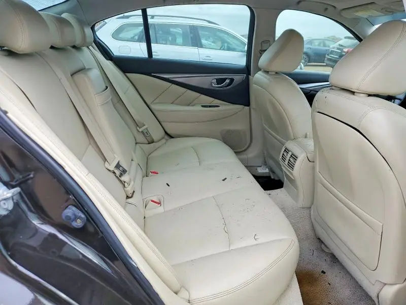 2015 INFINITI Q50 PREMIUM  