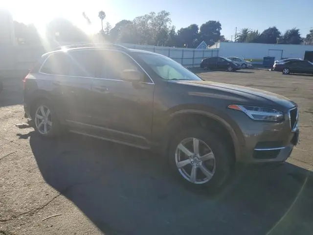 2016 VOLVO XC90 T8