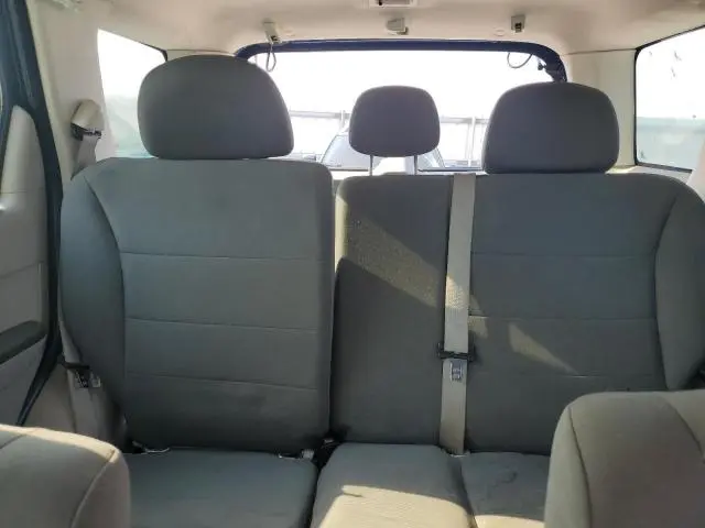 2011 FORD ESCAPE XLS