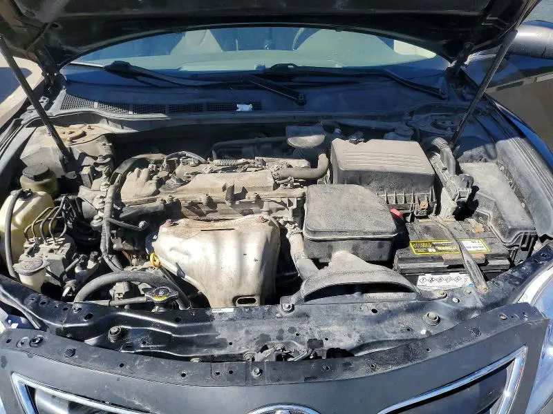 2010 TOYOTA CAMRY LE  