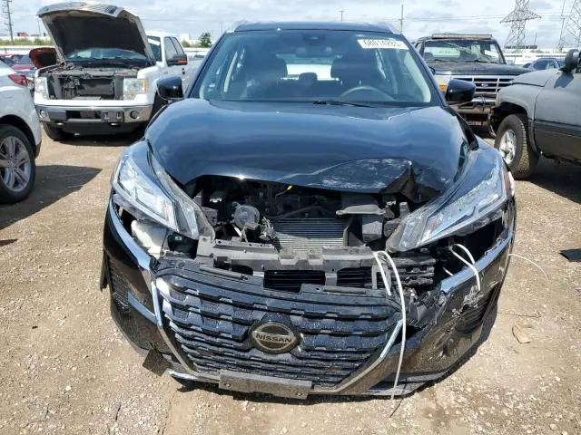 2021 NISSAN KICKS SV  