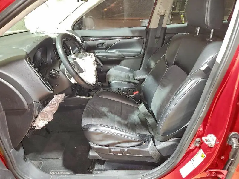 2019 MITSUBISHI OUTLANDER SE  