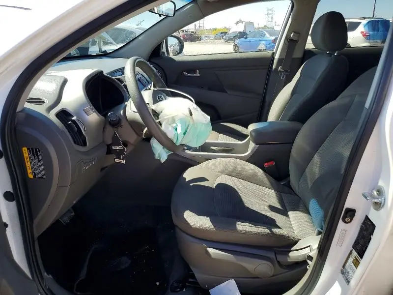 2016 KIA SPORTAGE LX  