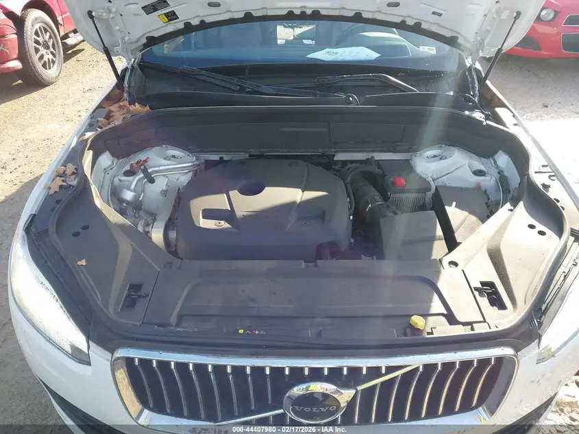 2021 VOLVO XC90 T6 MOMENTUM 7 PASSENGER